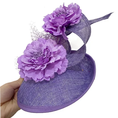 Charming Floral Fascinator with Twirl Design - Image 7