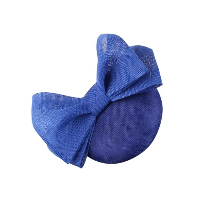 Feminine Solid Headpiece with Bow Design - Image 5