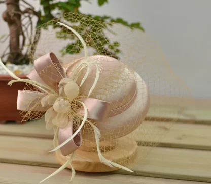 Net Veil Cocktail Hat with Floral Design - Image 2